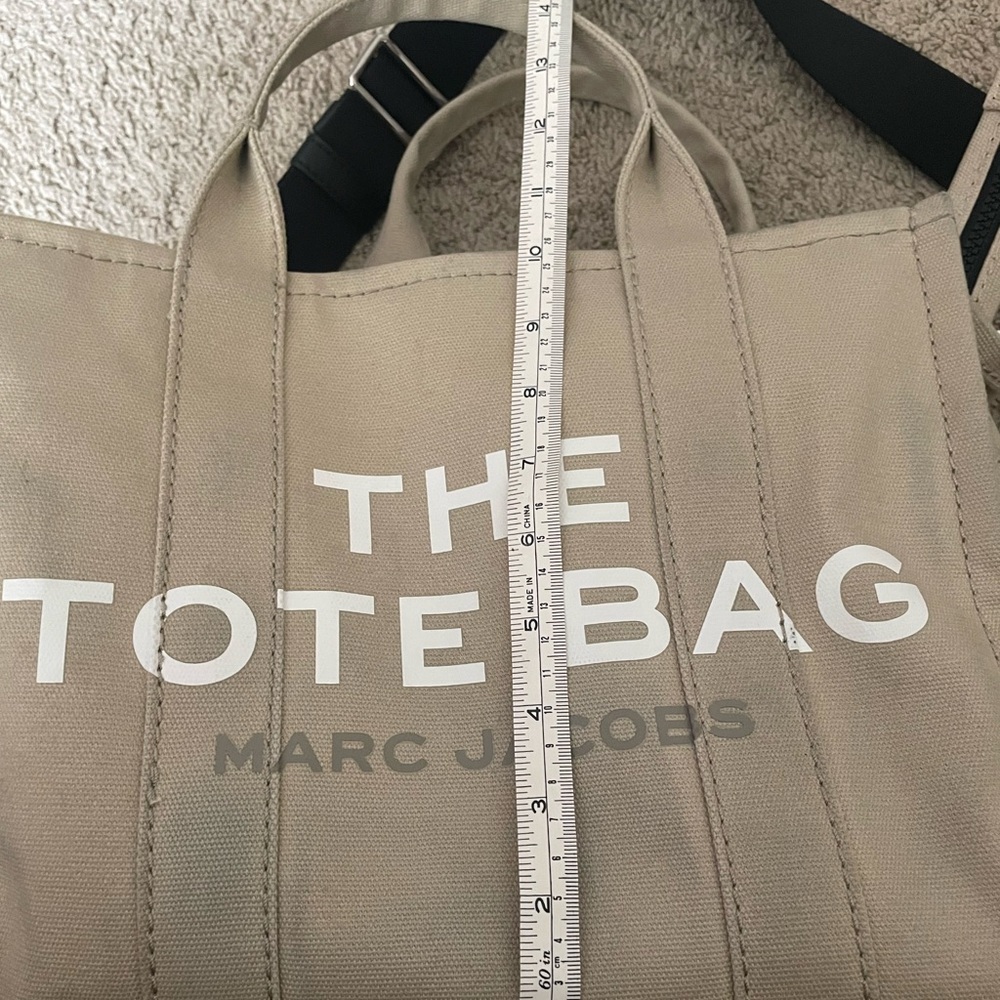 Marc Jacobs The Tote Bag